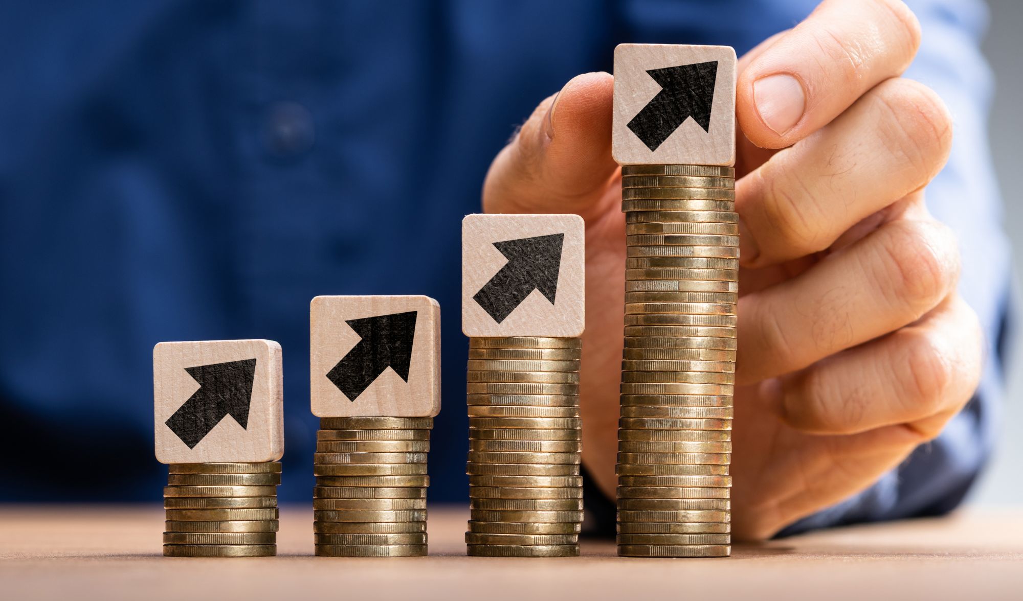 O limite do MEI vai aumentar? Entenda o status real do PLP 108/2021, a proposta da "rampa de transição" e por que o teto de R$ 81 mil ainda está valendo.