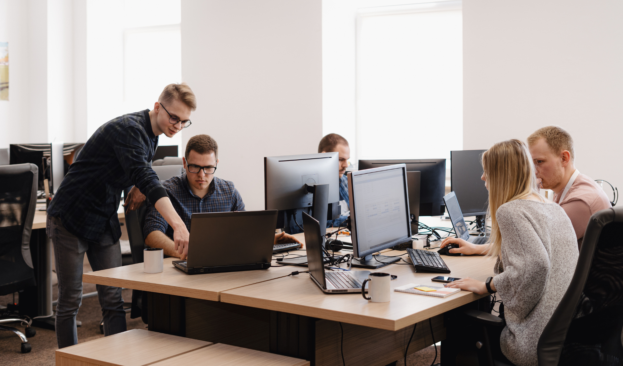 Virtualize suas aplicações legadas com segurança! Saiba como a consultoria da MACROMIND pode otimizar o TSplus Remote Access.