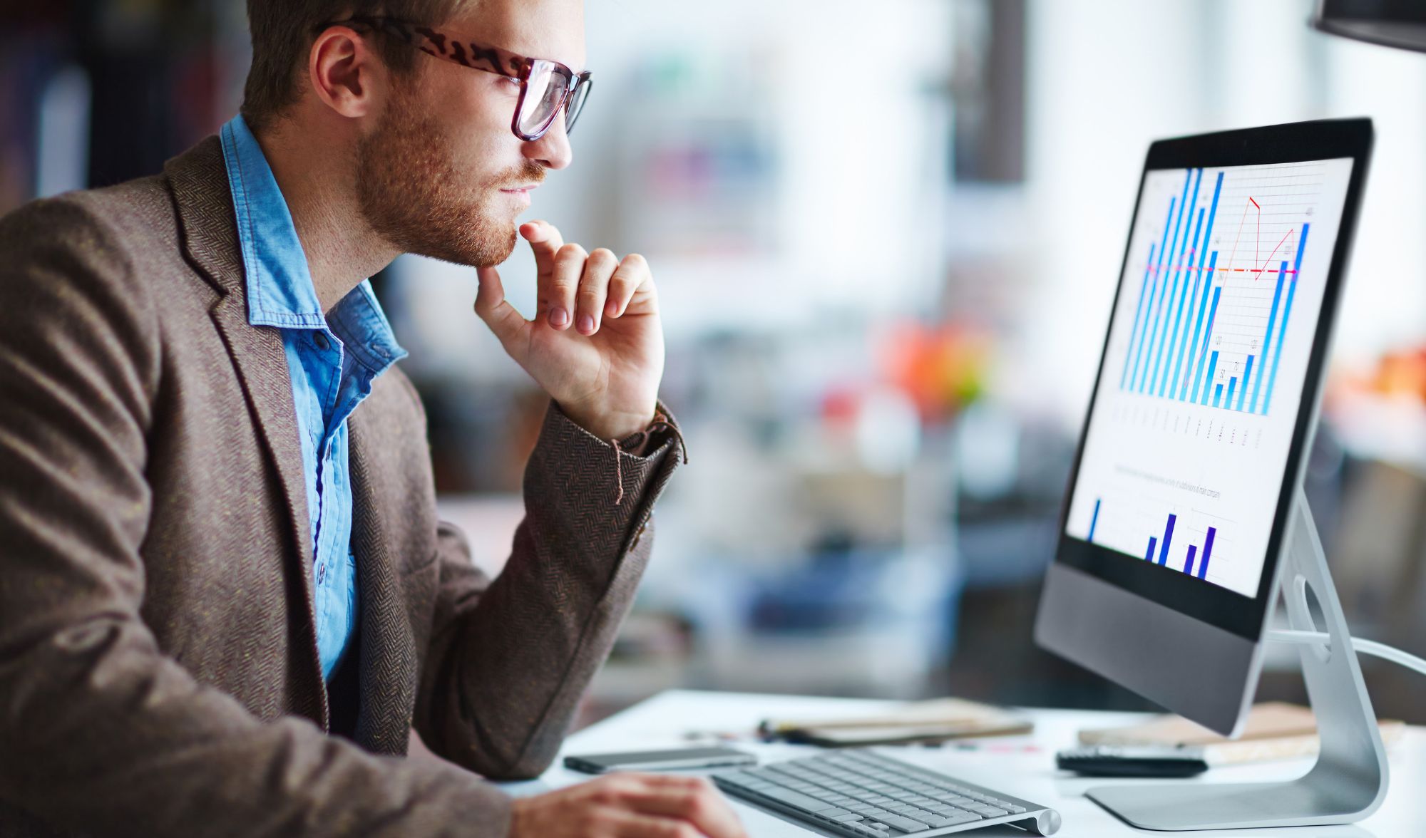 Aprenda de forma rápida e prática as funções essenciais do Windows Server e descubra como ele pode transformar a gestão de redes e servidores da sua empresa.