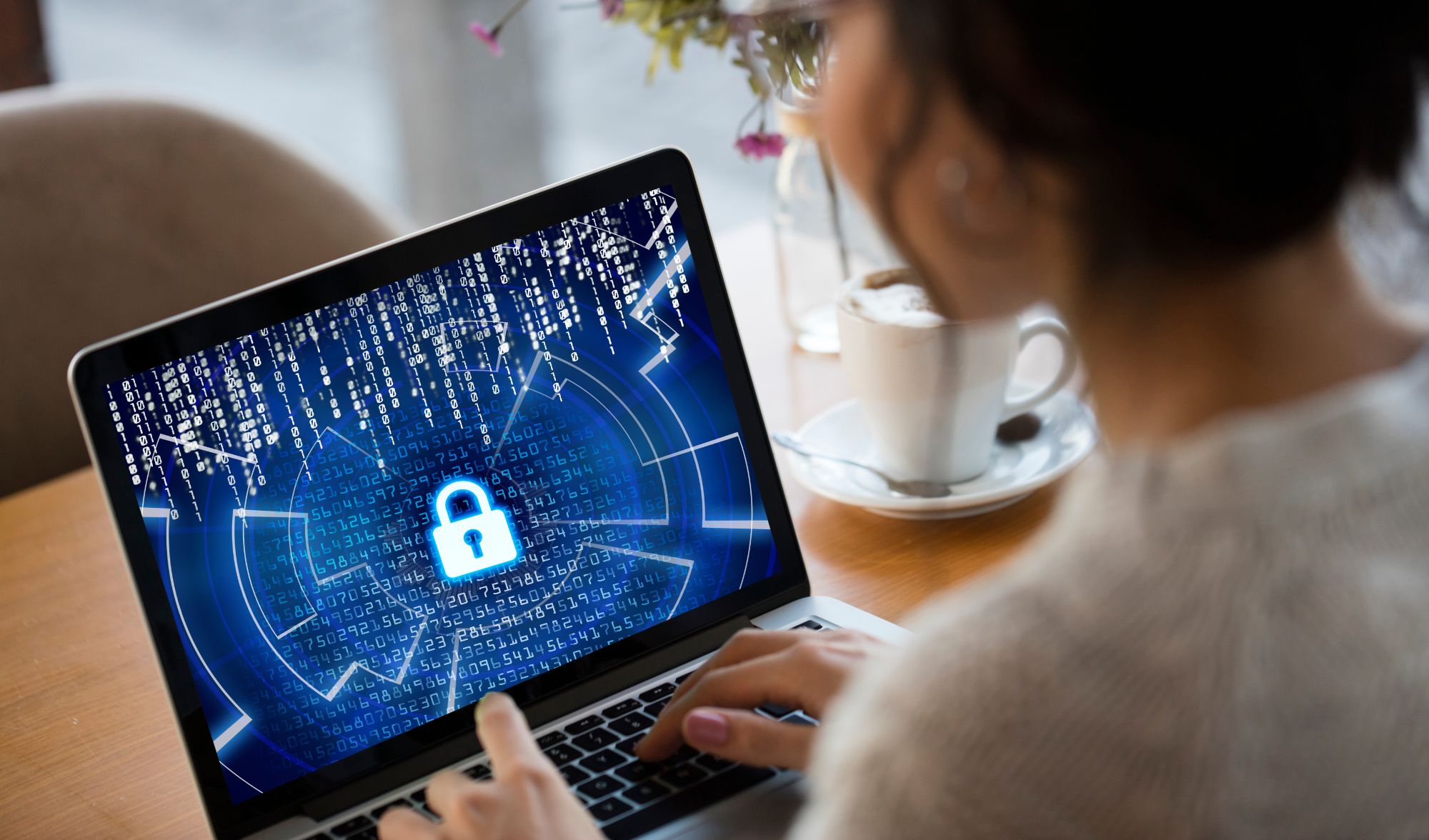 Saiba quais setores são mais afetados por ciberataques no Brasil, os riscos para empresas e como a Macromind ajuda a proteger seus dados com infraestrutura cloud segura e tecnologias avançadas.