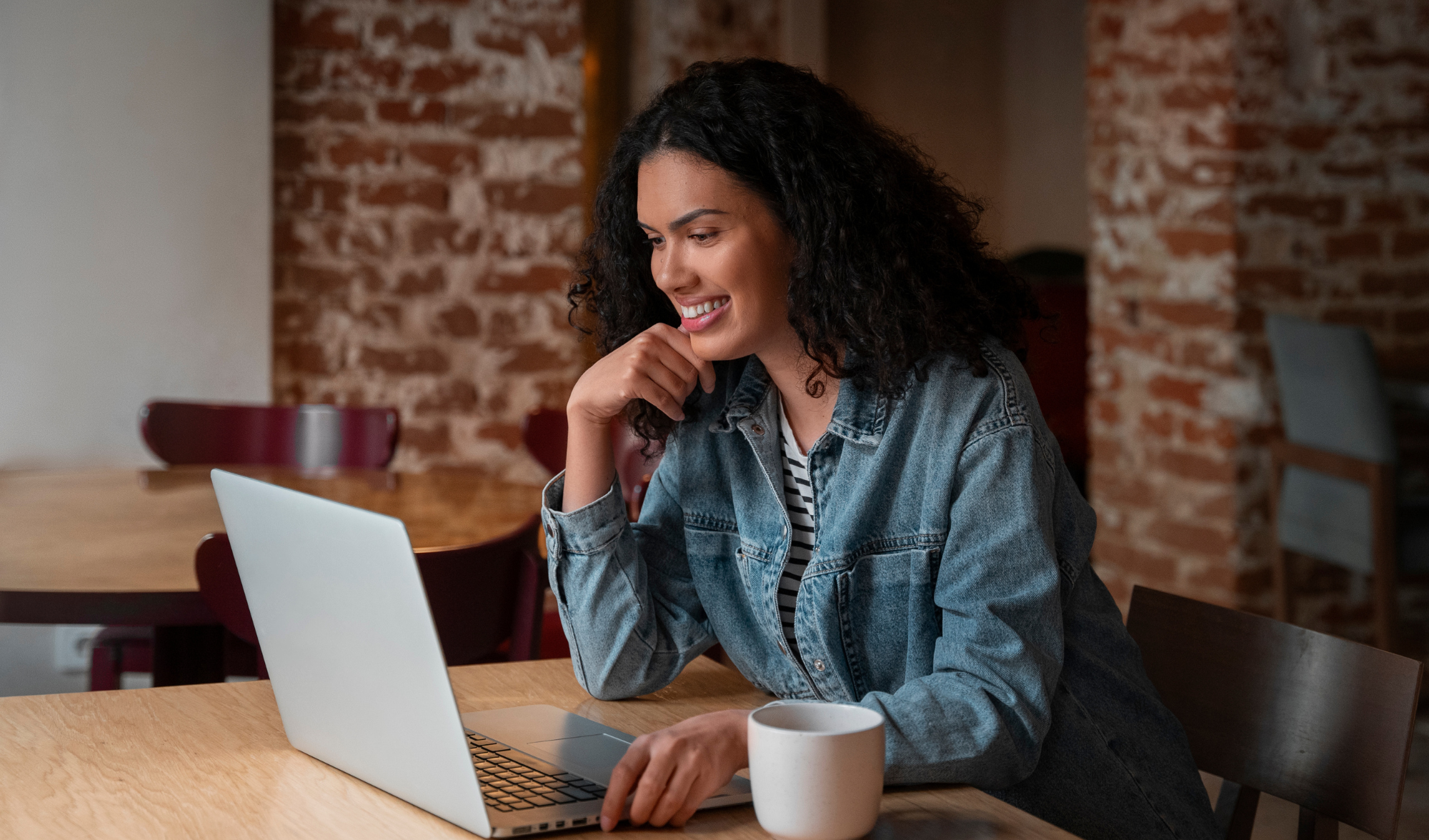 Melhore a segurança, personalização e monitoramento do acesso remoto com TSplus.