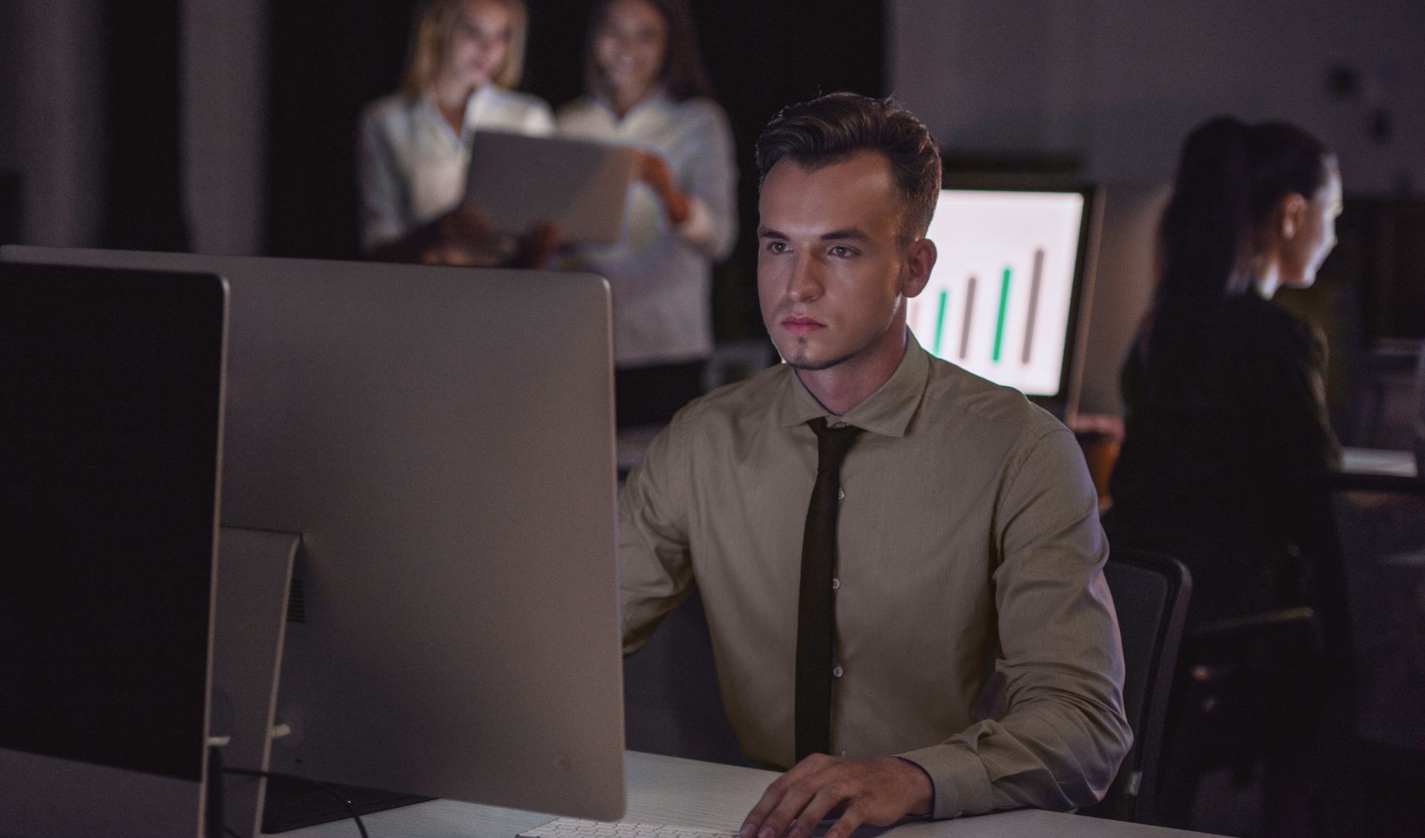 Por que monitorar o uso de CPU, RAM e sessões de usuários? Entenda como o monitoramento de servidores em tempo real evita paradas e otimiza sua infraestrutura.