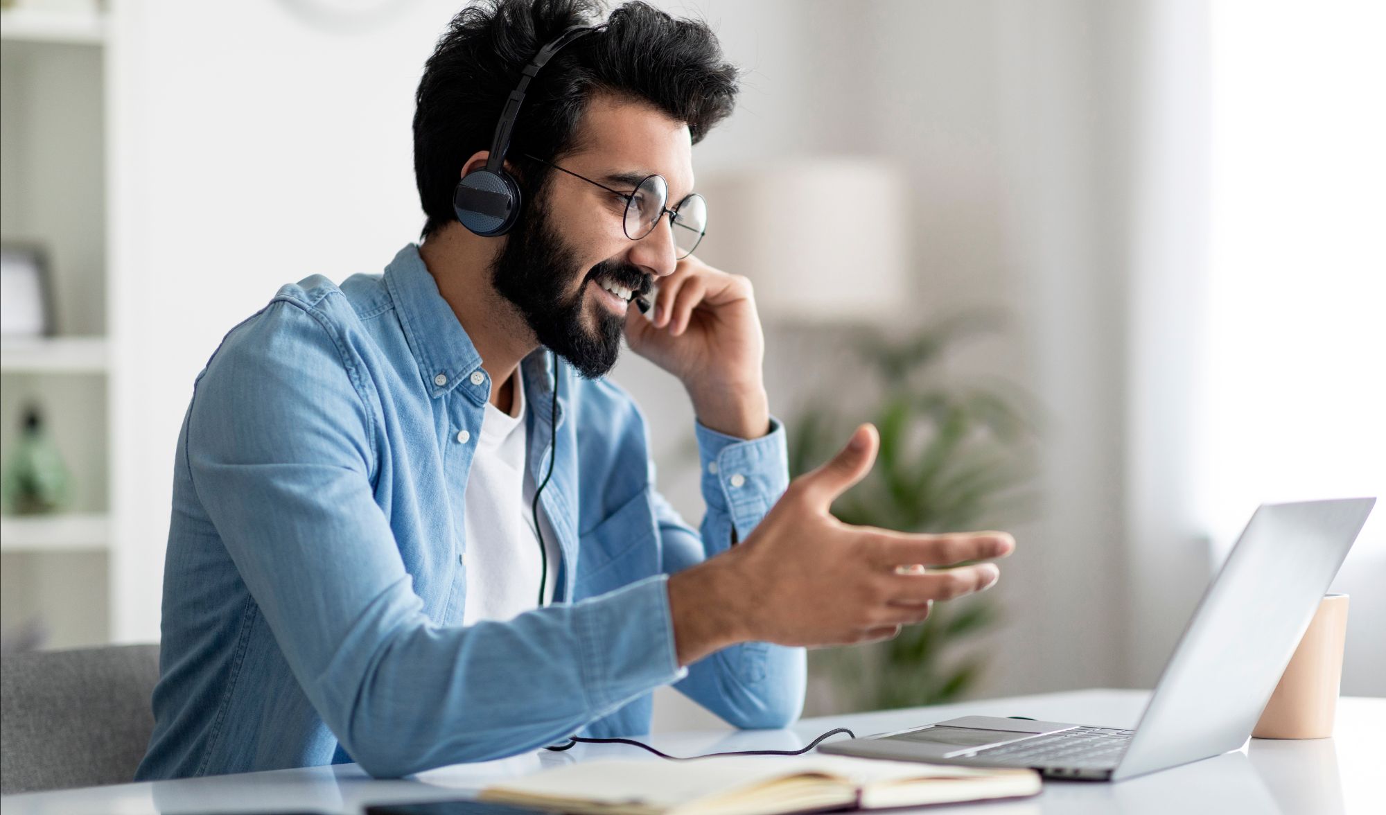 Sua sessão de suporte remoto é segura? Veja os riscos de ferramentas cloud e como o TSplus Remote Support (auto-hospedado) garante a segurança e conformidade dos seus dados.