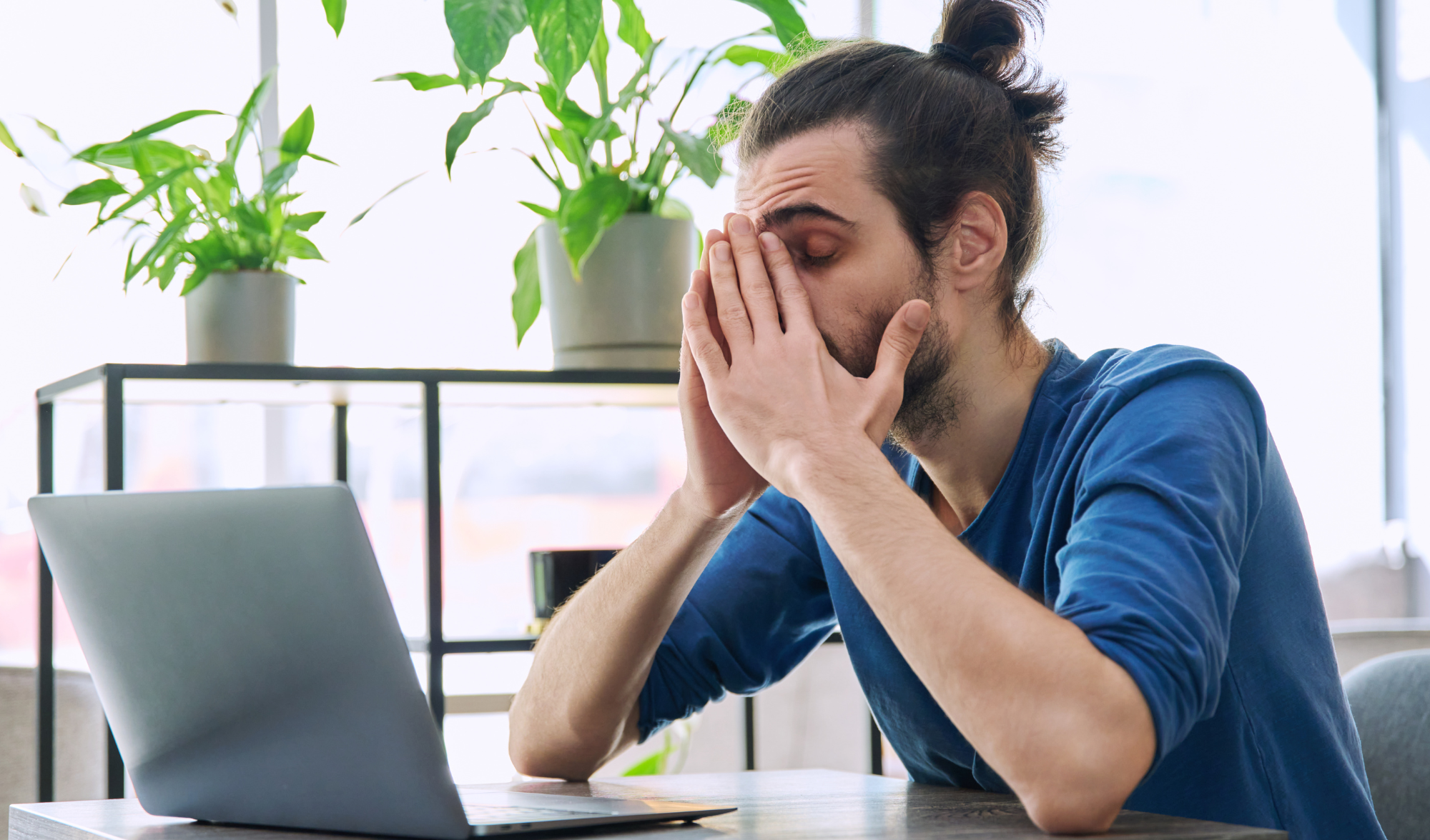 Recupere a autonomia digital e trabalhe sem depender de horários.